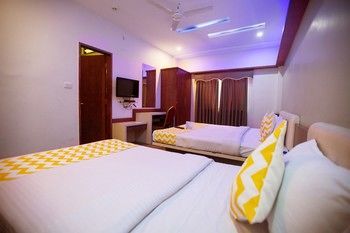 Fabhotel Bee Town Indore