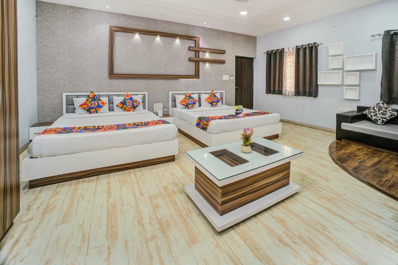 Fabhotel Bee Town Hotel Indore
